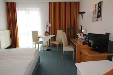 H+ Hotel Erfurt: Zimmer