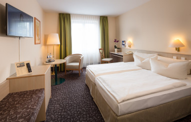 PLAZA INN Chemnitz: Room