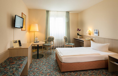 PLAZA INN Chemnitz: Room