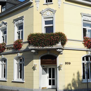 Hotel-Restaurant Zur Post Bonn: Buitenaanzicht