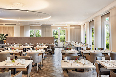 H+ Hotel Frankfurt Airport West: Restaurante