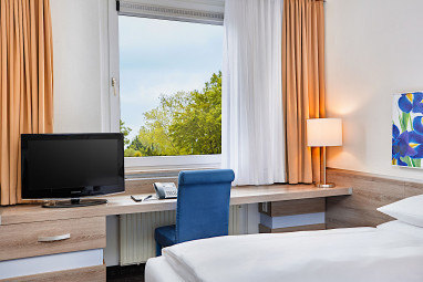 H+ Hotel Frankfurt Airport West: Room