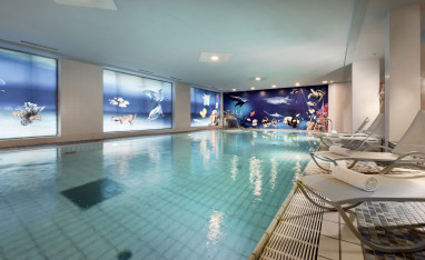 Maritim proArte Hotel Berlin: Pool