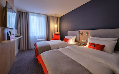 Holiday Inn Express Frankfurt Messe: Room