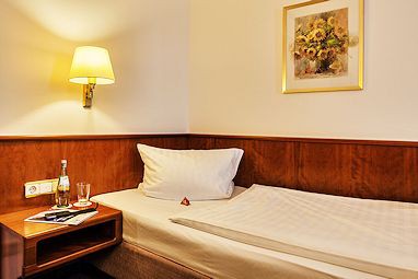 Colombus Hotel: Room