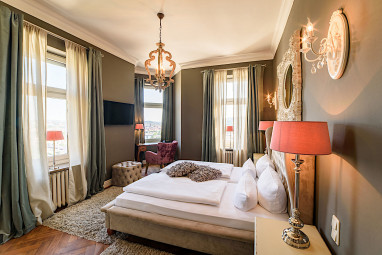 Schlosshotel Steinburg: Chambre