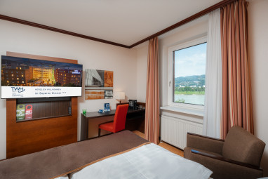 Trans World Hotel Donauwelle Linz: Chambre