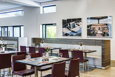 IntercityHotel Frankfurt Airport: Restaurante