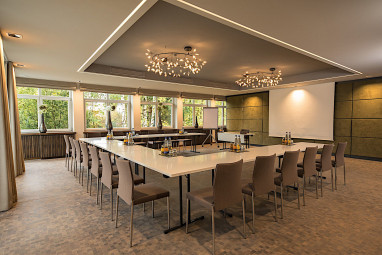 Parkhotel Schmid GmbH: Meeting Room