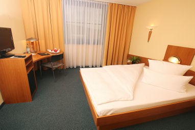 Transmar-Travel-Hotel: Room