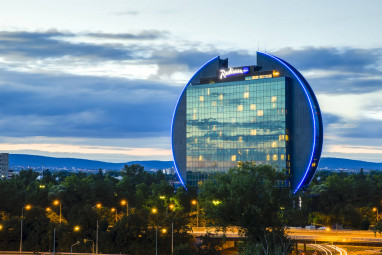 Radisson Blu Hotel Frankfurt: Vista exterior