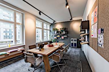 Design Offices Berlin Unter den Linden: Tagungsraum