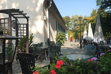 Land- und Golfhotel ´Alte Fliegerschule´ Eisenach: Vista exterior
