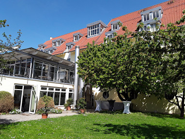 Hotel Alber: Buitenaanzicht