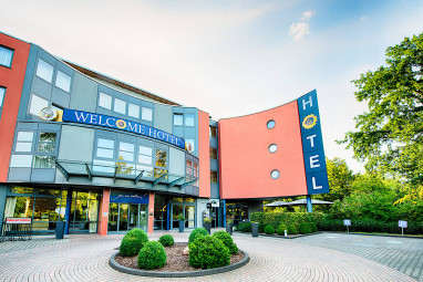 WELCOME HOTEL PADERBORN: Exterior View