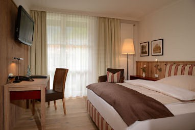 Hotel am Badersee: Zimmer