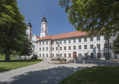 Kloster Irsee Tagungs-, Bildungs- und Kulturzentrum: Vista exterior