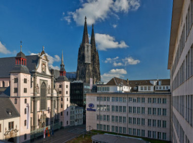Hilton Cologne: Außenansicht