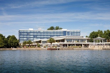 Courtyard by Marriott Hannover Maschsee: Exterior View
