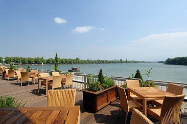 Courtyard by Marriott Hannover Maschsee: Vue extérieure