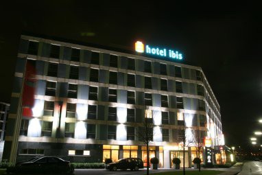 Ibis Köln Messe: Buitenaanzicht