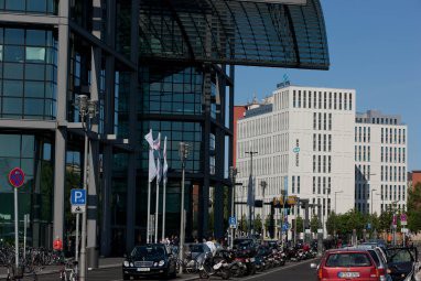 Motel One Berlin-Hauptbahnhof: Außenansicht