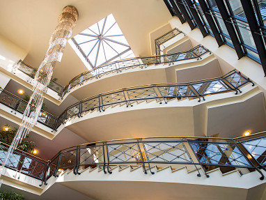 Victor´s Residenz-Hotel Saarbrücken: Lobby