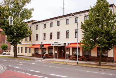 Hotel am Bahnhof: Vista exterior