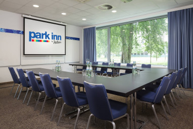 Park Inn By Radisson Frankfurt Airport: Meeting Room