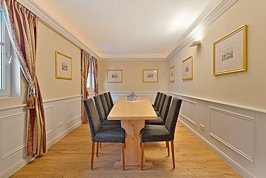 Hotel & Restaurant Weinberg-Schlösschen: Meeting Room