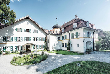 Bio-Hotel Schlossgut Oberambach: Buitenaanzicht