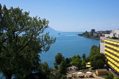 Royal Plaza Montreux & Spa: Buitenaanzicht