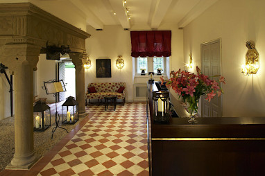 Schlosshotel Münchhausen: Hall
