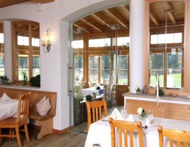 Hotel Auf der Gsteig GmbH: Restaurante