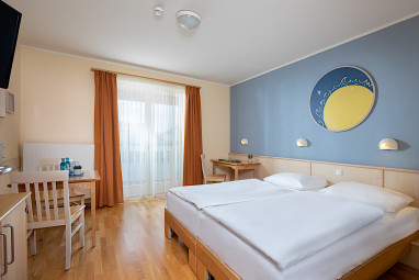 JUFA Hotel Nördlingen***: Zimmer