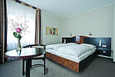 Hotel Gräfrather Hof : Chambre