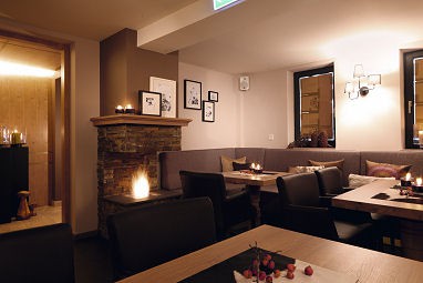 Hotel-Restaurant Taufstein: Bar/Salón