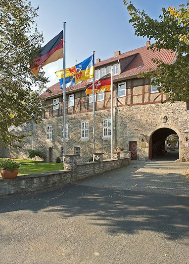 Burg Warberg: Außenansicht