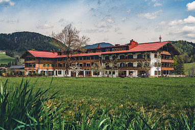 Relais & Châteaux Gut Steinbach Hotel Chalets SPA: Außenansicht