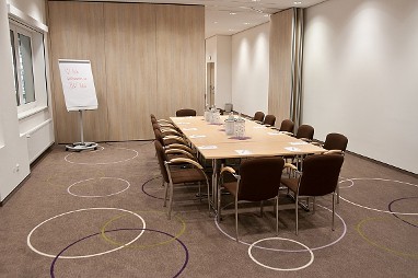 B&F Hotel am Neumarkt: Meeting Room