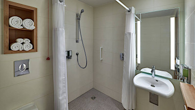 Hampton by Hilton Berlin City Centre Alexanderplatz: Kamer