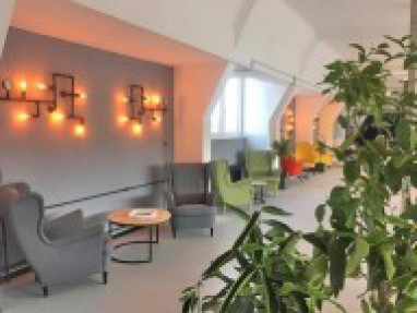 rent24 COWORKING: Salle de réunion