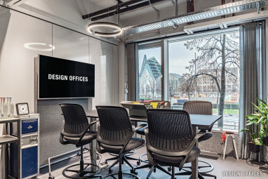 Design Offices Leipzig Post: Meeting Room