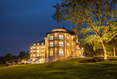 Parkhotel Hachenburg: Exterior View