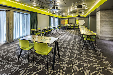 nhow London: Meeting Room