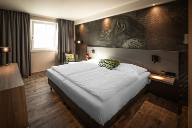 LOGINN Hotel Stuttgart Zuffenhausen: Zimmer