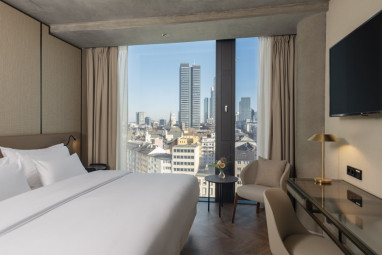 NH Collection Frankfurt Spin Tower: Zimmer