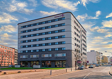 Premier Inn Saarbrücken City Congresshalle: Außenansicht