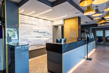 Premier Inn Saarbrücken City Centre: Lobby