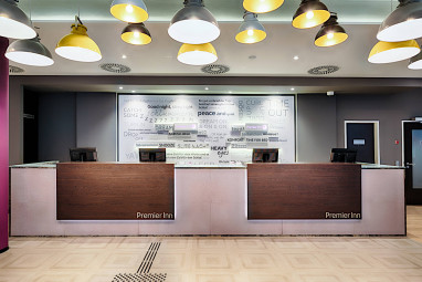 Premier Inn Düsseldorf City Friedrichstadt: Lobby